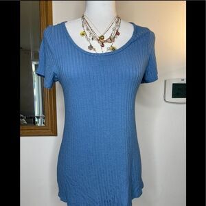 LulaRoe Short sleeve top, blue Size XS NWOT